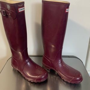 Purple Hunter rain boots size 8